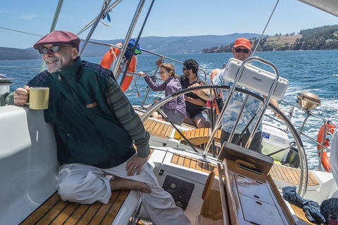 Half-Day Sailing On The Derwent River From Hobart - New South Wales Tourism  2