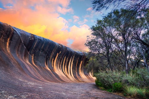 Wave Rock Private Tour - New South Wales Tourism  2