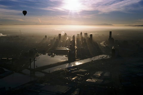 Melbourne Balloon Flights, The Peaceful Adventure - New South Wales Tourism  2