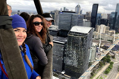 Melbourne Balloon Flights, The Peaceful Adventure - New South Wales Tourism  3