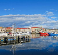 Grand Hobart Walking Tour - New South Wales Tourism 