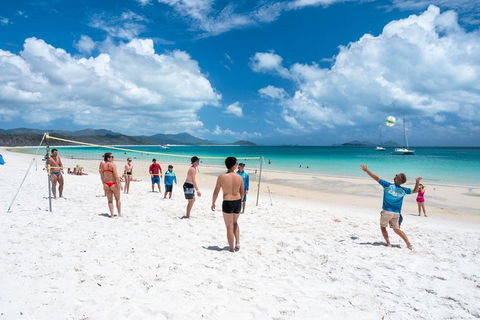 Whitehaven Beach And Hamilton Island Cruise - New South Wales Tourism  0