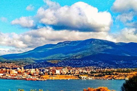Hobart Half-Day Sightseeing Coach Tram Tour - New South Wales Tourism  2