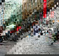 Melbourne Laneways and Waterways - New South Wales Tourism 