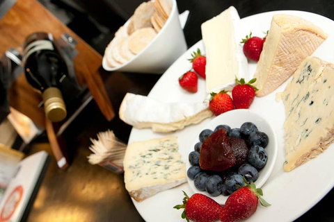 Chauffeur Driven Yarra Valley Group Wine Tour - Up To 7 - New South Wales Tourism  1