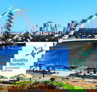 Big Perth Private Day Tour - New South Wales Tourism 