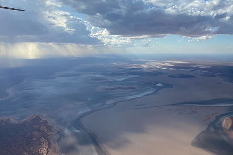 Scenic Flight: Gosses Bluff - New South Wales Tourism  2