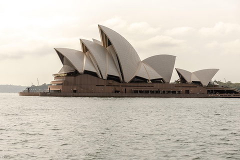 The Beauty Of Sydney Private Bike Tour - New South Wales Tourism  0