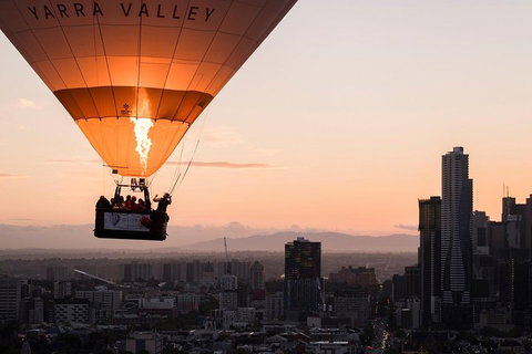 Melbourne Balloon Flight At Sunrise - New South Wales Tourism  5