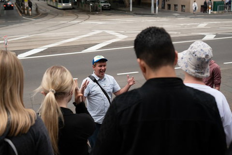 Complete Melbourne Walking Tour - New South Wales Tourism  3